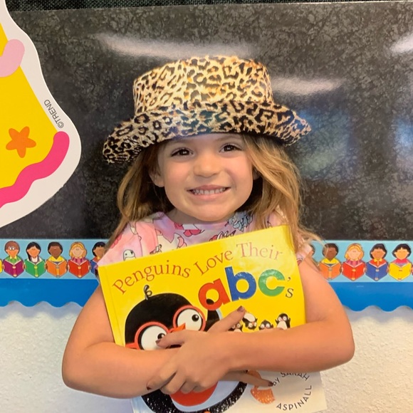 Meet your Posher, Danielle - Picture 3 of 8